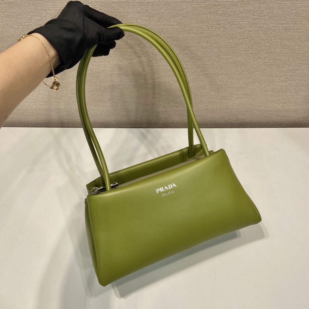 Prada_1BA368